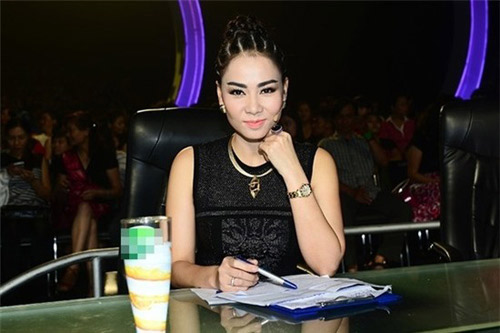 Phong độ thời trang thất thường của Thu Minh - 10