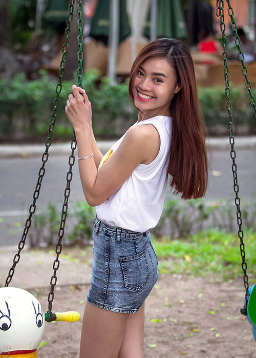 Bắt gặp Lan Ngọc đi "hẹn hò" - 6