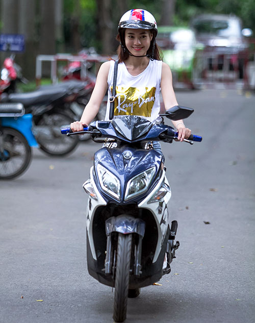 Bắt gặp Lan Ngọc đi "hẹn hò" - 3