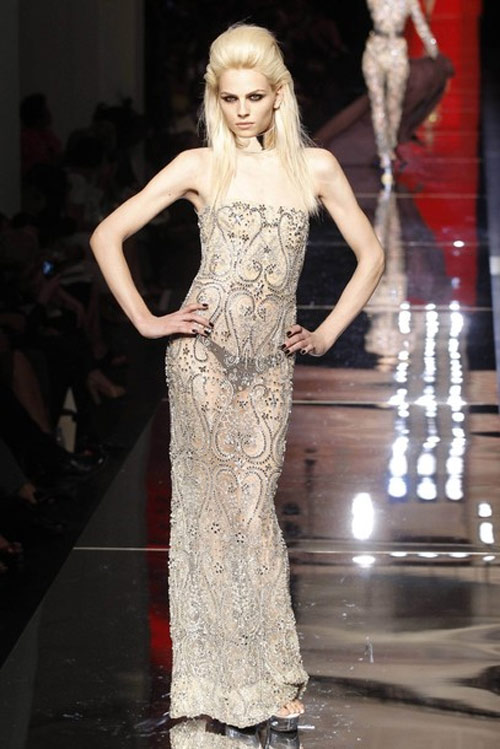 Những chàng trai hóa gái đẹp ngất ngây - 11