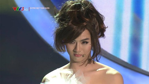 Những chàng trai hóa gái đẹp ngất ngây - 4