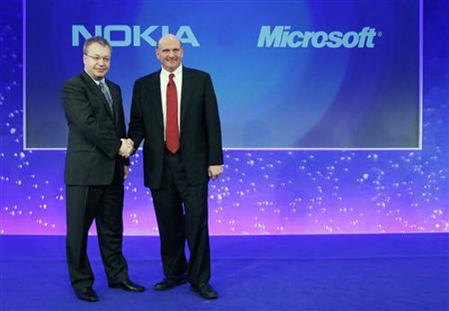 Thương vụ Microsoft - Nokia: tăng từ 7,2 lên 7,5 tỉ USD - 1