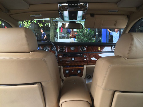 Rolls-Royce Phantom mạ vàng, in hình rồng ở Quảng Ninh - 7