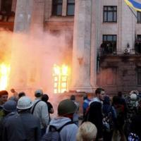 Tin tức trong ngày - Ukraine: Cháy tòa nhà thị chính, 31 người chết