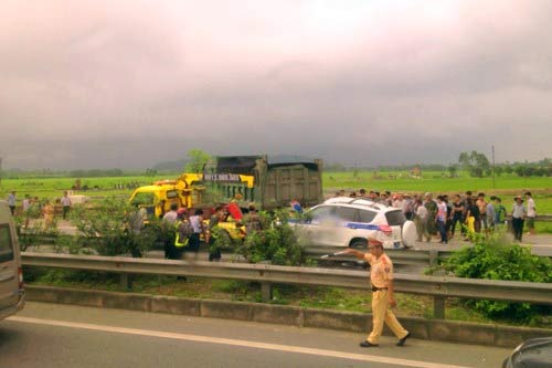Tai nạn trên đường cao tốc, 3 CSGT tử vong - 1