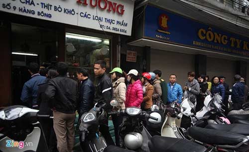 Những kiểu xếp hàng mua đồ chỉ có ở Việt Nam - 5