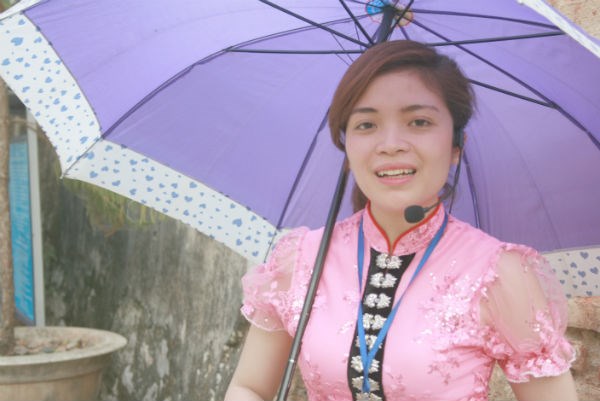 Những “bông hoa” núi rừng Tây Bắc đẹp mê hoặc - 2