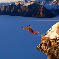 Thể thao - Thót tim với những màn thử thách “tử thần”