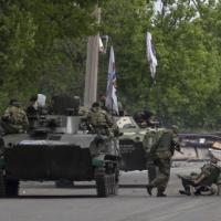 Tin tức trong ngày - Một máy bay và 4 lính Ukraine bị bắn hạ ở Slavyansk