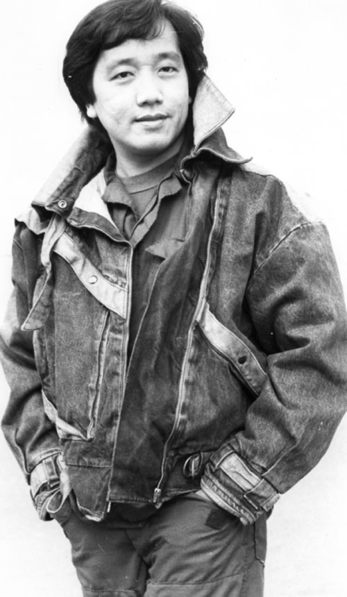 Lộ ảnh hiếm thời trẻ của Elvis Phương - 15