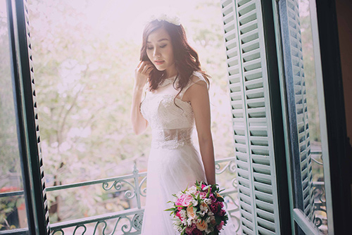 Nguyệt Ánh mơ màng làm cô dâu gợi cảm - 11