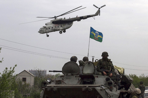 Quân đội Ukraine bắn chết 30 chiến binh thân Nga - 1
