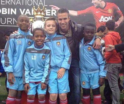 Thần đồng 9 tuổi khiến Man City "phát cuồng" - 3