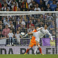 Bóng đá - Tuyệt phẩm đánh gót của CR7 top 5 La Liga V36