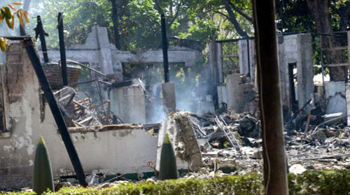Philippines: Nổ lớn ở kho đạn, 23 người bị thương - 1