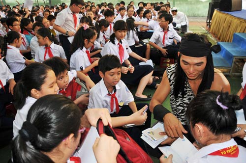 Siêu mẫu Ngọc Tình hóa… Thạch Sanh - 4