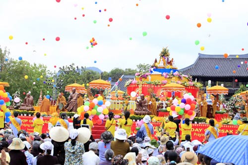 Toàn cảnh Đại lễ Vesak Liên Hợp Quốc 2014 tại Việt Nam - 11