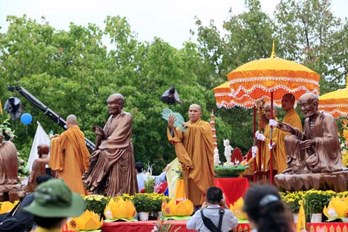 Toàn cảnh Đại lễ Vesak Liên Hợp Quốc 2014 tại Việt Nam - 12