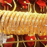 Tài chính - Bất động sản - Giá vàng tạm nghỉ sau phiên biến động