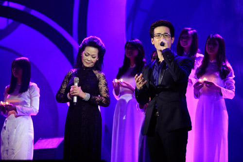 Clip hiếm: Khánh Ly "gặp lại" Trịnh Công Sơn - 4