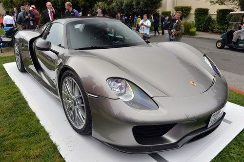 Ibrahimovic tậu siêu xe Porsche 918 Spyder - 2