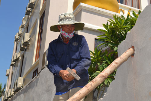 Người Đà Nẵng “quay cuồng” trong nắng nóng đầu mùa - 6