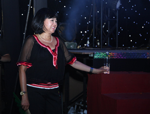 Elvis Phương kể về “bóng hồng” phía sau thành công - 2