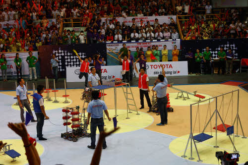 Robocon Việt Nam 2014 đã tìm ra nhà vô địch - 1