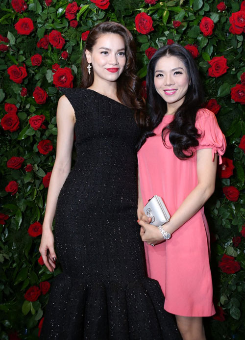 Vợ chồng Hà Hồ lần đầu khoe con trai gây chú ý - 1