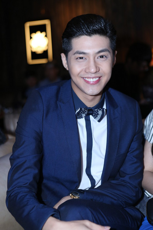 Vợ chồng Hà Hồ lần đầu khoe con trai gây chú ý - 8