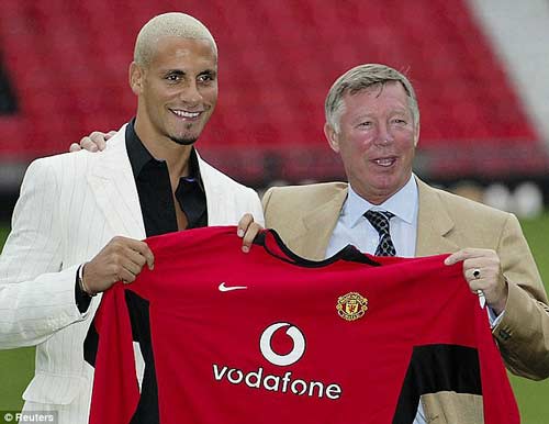 Rio Ferdinand chính thức rời MU - 3