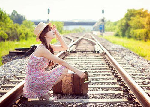 Thơ tình: Lướt qua nhau một đời - 1