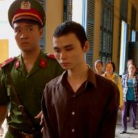 Pháp luật - Bé gái bị cha và hàng xóm thay nhau giở trò đồi bại