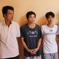 Pháp luật - Đòi tiền không được, trói con nợ bằng dây xích