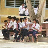 Giáo dục - du học - Đề nghị thôi việc hiệu phó xén tiền ăn của học sinh