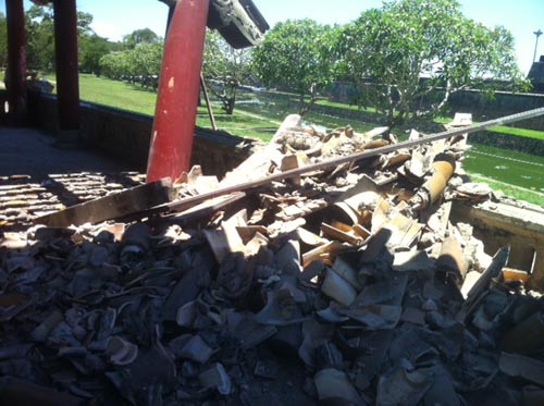 Huế: Một góc Phu Văn Lâu bất ngờ đổ sụp - 2