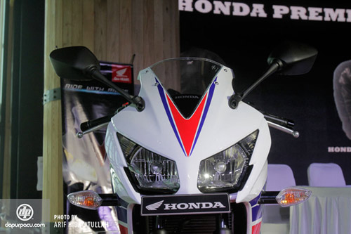Honda ra mắt cbr250r 2014 siêu tiết kiệm nhiên liệu
