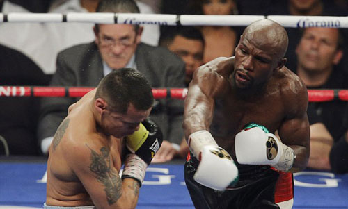 “Độc cô cầu bại” Mayweather nghiện khoe tiền - 4