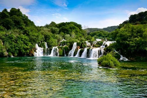 Đến Croatia đắm mình giữa dòng thác mát lạnh - 1