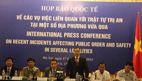 Biểu tình ở Hà Nội, TP. HCM phản đối TQ có trái luật? - 1