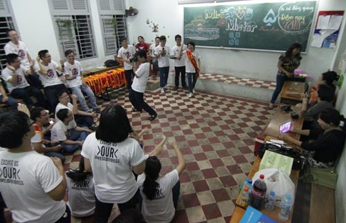 HS Lê Hồng Phong nức nở trong lễ trưởng thành - 5