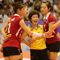Thể thao - ĐT bóng chuyền VN hạ gục Vân Nam (TQ) ở VTV Cup