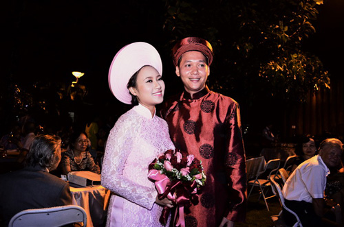 Khánh Linh: Mưa giông không cản được lễ cưới - 12