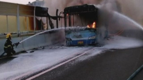 32 người thiệt mạng trong vụ cháy xe bus ở Colombia - 1