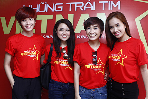 Hàng trăm sao Việt hát về Biển Đông gây sốt - 6