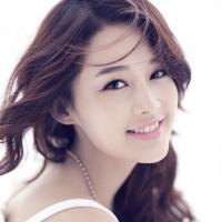 Tư vấn làm đẹp - Uống cà phê bằng ống hút để răng sáng bóng