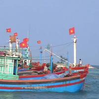 Tin tức trong ngày - Cấm đánh bắt trên Biển Đông: TQ quá ngang ngược