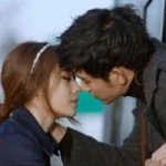 Phim - Video: Nụ hôn hụt của em út T-ara và Kim Soo Hyun