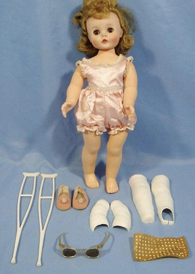 10 "búp bê quái dị" gây ám ảnh