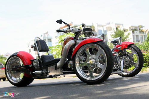 Harley-Davidson 3 bánh in hình quốc kỳ Việt Nam - 2